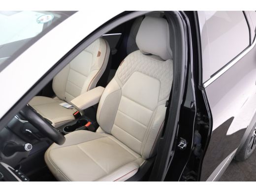 Renault Captur 1.3 TCe 155 Initiale Paris Automaat, Panorama, Volleder ActivLease financial lease