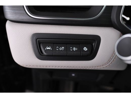 Renault Captur 1.3 TCe 155 Initiale Paris Automaat, Panorama, Volleder ActivLease financial lease