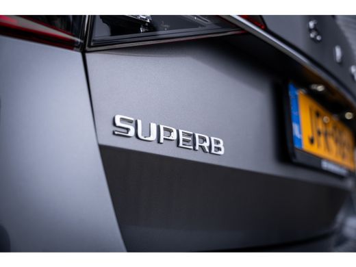 Skoda Superb Combi 1.4 TSI iV Business Edition | Achteruitrijcamera | Elektrisch verstelb. bestuurdersstoel me... ActivLease financial lease