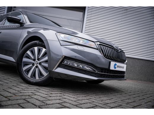 Skoda Superb Combi 1.4 TSI iV Business Edition | Achteruitrijcamera | Elektrisch verstelb. bestuurdersstoel me... ActivLease financial lease