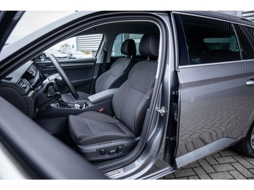 Skoda Superb Combi 1.4 TSI iV Business Edition | Achteruitrijcamera | Elektrisch verstelb. bestuurdersstoel me... ActivLease financial lease