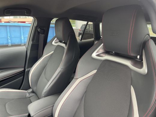 Toyota Corolla Touring Sports Hybrid 200 GR Sport Bi-tone ActivLease financial lease