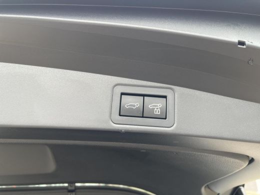 Toyota Corolla Touring Sports Hybrid 200 GR Sport Bi-tone ActivLease financial lease