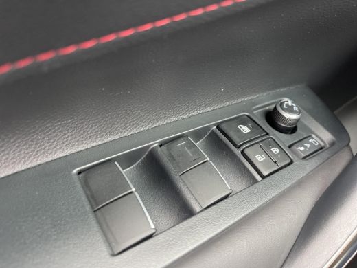 Toyota Corolla Touring Sports Hybrid 200 GR Sport Bi-tone ActivLease financial lease
