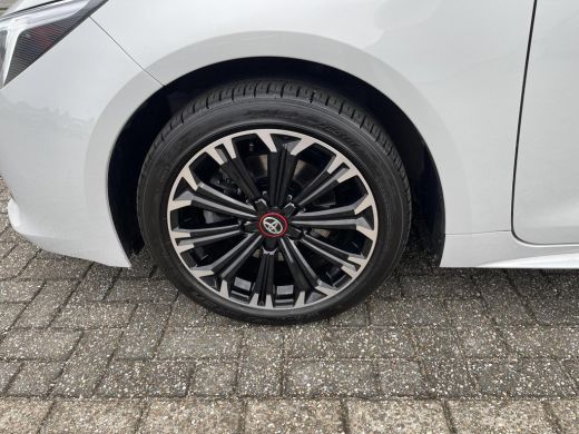 Toyota Corolla Touring Sports Hybrid 200 GR Sport Bi-tone ActivLease financial lease