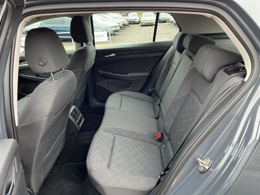 Volkswagen Golf 1.5 TSI 96kW Life | 130Pk ACC | 17 Inch. Venture | DAB | App Connect | ActivLease financial lease