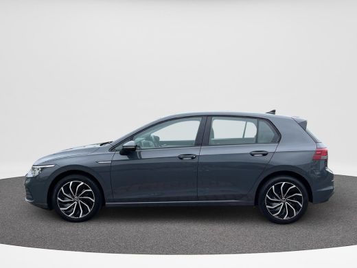 Volkswagen Golf 1.5 TSI 96kW Life | 130Pk ACC | 17 Inch. Venture | DAB | App Connect | ActivLease financial lease