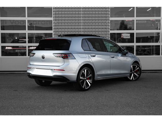Volkswagen Golf GTE 1.5 eHybrid 200 kW / 272 PK | Panorama Dak ActivLease financial lease