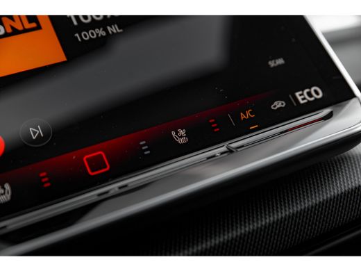 Volkswagen Golf GTE 1.5 eHybrid 200 kW / 272 PK | Panorama Dak ActivLease financial lease