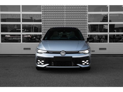 Volkswagen Golf GTE 1.5 eHybrid 200 kW / 272 PK | Panorama Dak ActivLease financial lease