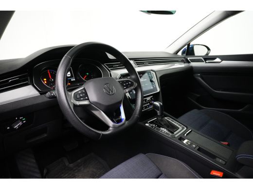 Volkswagen Passat Variant 1.4 TSI PHEV GTE Business | Achteruitrijcamera | Lichtmetalen velgen multi-spaaks 18" | V... ActivLease financial lease