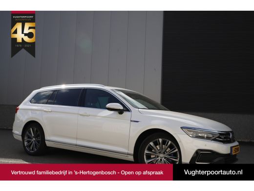 Volkswagen Passat Variant 1.4 TSI PHEV GTE Leder/Pano/Trekhaak/Virtual/Matrix-led/360cam Volkswagen Passat Variant 1.4 TSI PHEV GTE Leder/Pano/Trekhaak/Virtual/Matrix-led/360cam