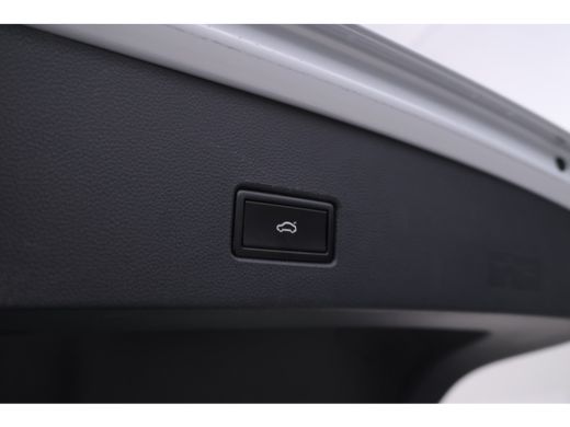 Volkswagen T-Roc 1.6 TDI Style Business Elektrische achterklep, apple carplay, climate, ActivLease financial lease