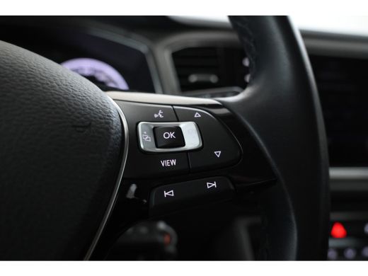 Volkswagen T-Roc 1.6 TDI Style Business Elektrische achterklep, apple carplay, climate, ActivLease financial lease