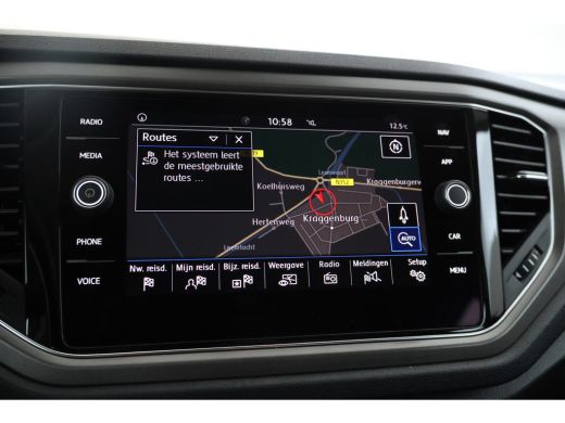 Volkswagen T-Roc 1.6 TDI Style Business Elektrische achterklep, apple carplay, climate, ActivLease financial lease