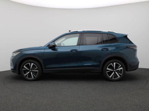 Volkswagen Tiguan 1.5 eHybrid Life Edition 204PK DSG Panoramadak, Achteruitrijcamera, Stoel-Stuurverwarming, Keyles... ActivLease financial lease
