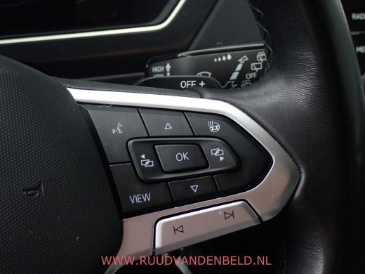 Volkswagen Tiguan 1.5TSI Elegance ACC/VIRTUAL/TREKHAAK/CAMERA/CARPLAY ActivLease financial lease