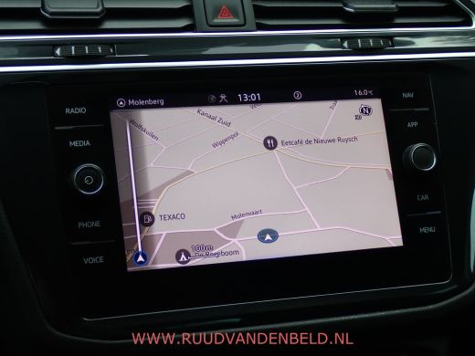 Volkswagen Tiguan 1.5TSI Elegance ACC/VIRTUAL/TREKHAAK/CAMERA/CARPLAY ActivLease financial lease