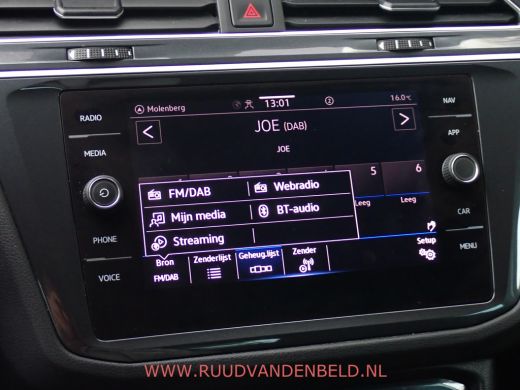 Volkswagen Tiguan 1.5TSI Elegance ACC/VIRTUAL/TREKHAAK/CAMERA/CARPLAY ActivLease financial lease