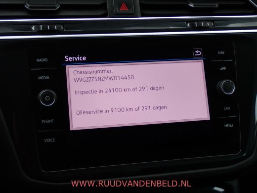 Volkswagen Tiguan 1.5TSI Elegance ACC/VIRTUAL/TREKHAAK/CAMERA/CARPLAY ActivLease financial lease