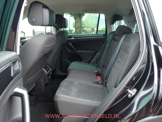 Volkswagen Tiguan 1.5TSI Elegance ACC/VIRTUAL/TREKHAAK/CAMERA/CARPLAY ActivLease financial lease