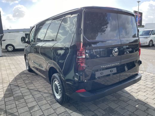 Volkswagen Transporter 2.0 TDI L1H1 28 Life 150PK handgeschakeld ActivLease financial lease