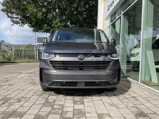 Volkswagen Transporter 2.0 TDI L2H 30 Bulli 150PK Automaat | Styling pakket | Trekhaak | 360 camera ActivLease financial lease