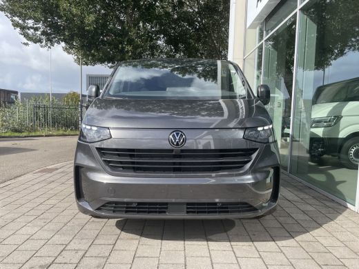 Volkswagen Transporter 2.0 TDI L2H 30 Style 150PK automaat | styling accessoires nog gemonteerd ActivLease financial lease
