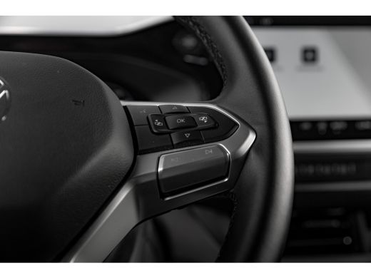 Volkswagen Transporter Bulli 170 pk | Trekhaak | Laadruimte betimmering | Demonstratie auto ActivLease financial lease