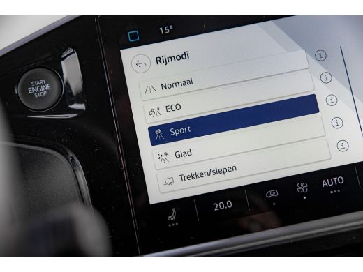 Volkswagen Transporter Bulli 170 pk | Trekhaak | Laadruimte betimmering | Demonstratie auto ActivLease financial lease