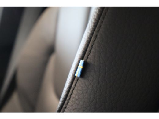 Volvo  XC90 T8 455PK AWD Ultimate Dark | 360&deg; | Luchtvering | Trekhaak | Getint Glas | Panoramadak | HK Audio ActivLease financial lease