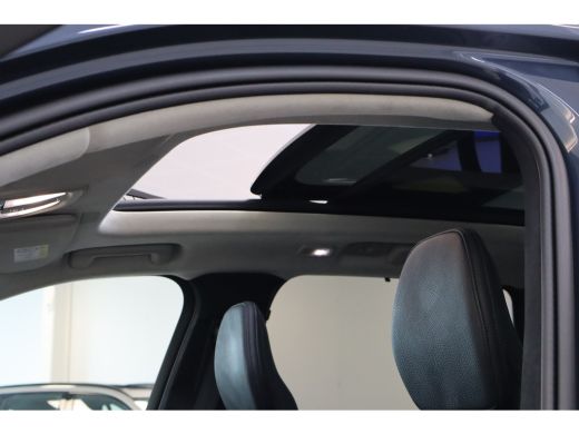 Volvo  XC90 T8 455PK AWD Ultimate Dark | 360&deg; | Luchtvering | Trekhaak | Getint Glas | Panoramadak | HK Audio ActivLease financial lease