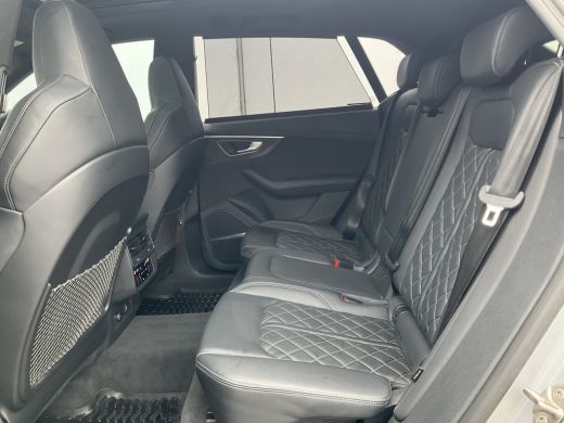 Audi Q8 4.0 TDI SQ8 NightVision Carboninleg B&O 4wielsturing Sfeerverl HUD 360° Trekhaak ActivLease financial lease