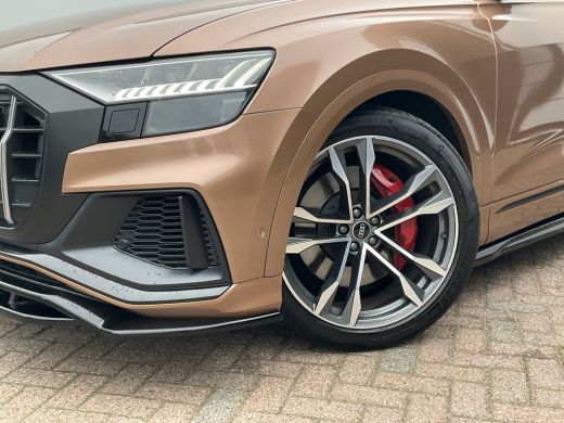 Audi Q8 4.0 TDI SQ8 NightVision Carboninleg B&O 4wielsturing Sfeerverl HUD 360° Trekhaak ActivLease financial lease