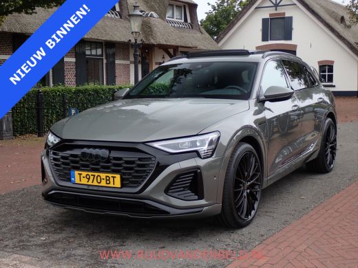 Audi Q8 e-tron 50 QUATTRO S-LINE 93%SOH 22''/ACC/PANODAK/CAMERA Audi Q8 e-tron 50 QUATTRO S-LINE 93%SOH 22''/ACC/PANODAK/CAMERA
