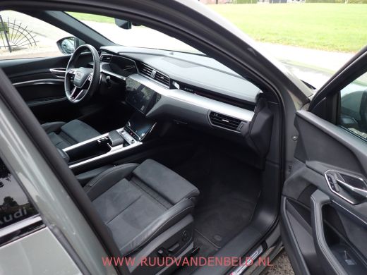 Audi Q8 e-tron 50 QUATTRO S-LINE 93%SOH 22''/ACC/PANODAK/CAMERA ActivLease financial lease