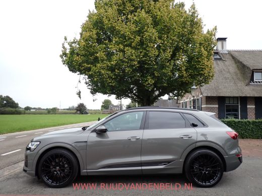 Audi Q8 e-tron 50 QUATTRO S-LINE 93%SOH 22''/ACC/PANODAK/CAMERA ActivLease financial lease