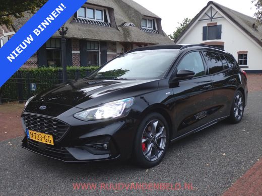 Ford Focus 1.5 EcoBoost ST Line X ACC/PANODAK/KEYLESS Ford Focus 1.5 EcoBoost ST Line X ACC/PANODAK/KEYLESS