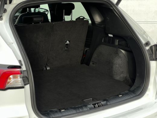 Ford Kuga 2.5 PHEV ST-Line X NL AUTO | ELEKTR KLEP | PANO | STUURWIEL VERW | STOELVERW | ActivLease financial lease