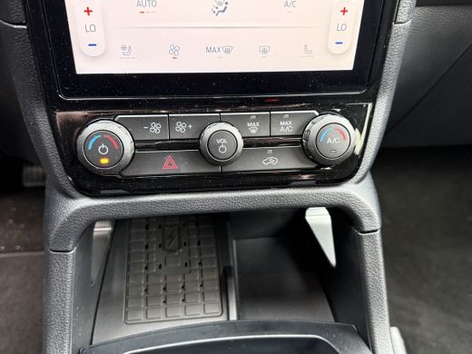 Ford Ranger Wildtrak Plug-in Dubbel Cabine 279pk | Adap. Cruise | Navi | Incl. BPM | Direct Leverbaar! | ActivLease financial lease