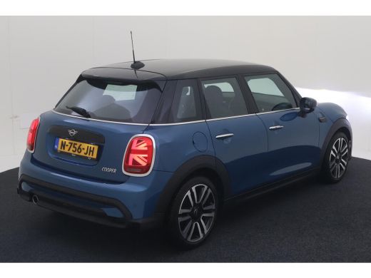 Mini Cooper 1.5 Cooper Business Edition NL AUTO | LEDER | CAMERA | ActivLease financial lease