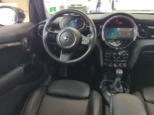 Mini Cooper 1.5 Cooper Business Edition NL AUTO | LEDER | CAMERA | ActivLease financial lease