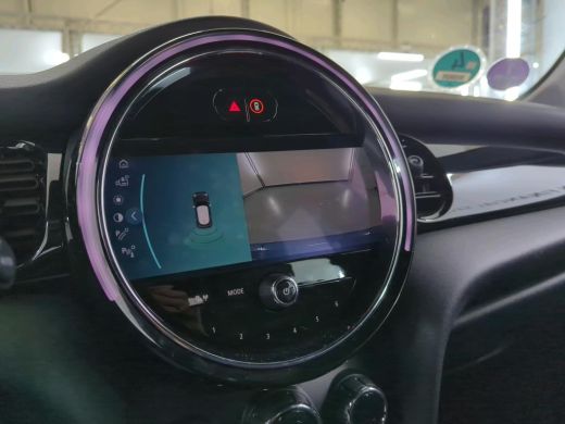 Mini Cooper 1.5 Cooper Business Edition NL AUTO | LEDER | CAMERA | ActivLease financial lease