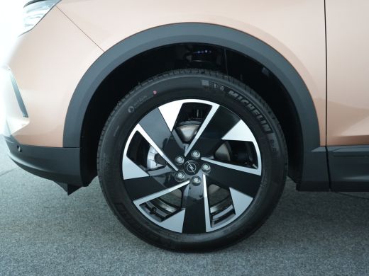 Opel Grandland 1.2 Turbo Hybrid GS | Draadloze telefoonlader (Inductie) | Elektronische klimaatregeling met twee... ActivLease financial lease