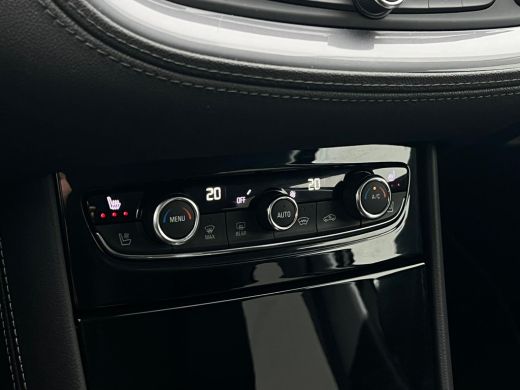 Opel Grandland X 1.6 Turbo Hybrid4 Ultimate NL-AUTO | TREKHAAK | LEDER ActivLease financial lease