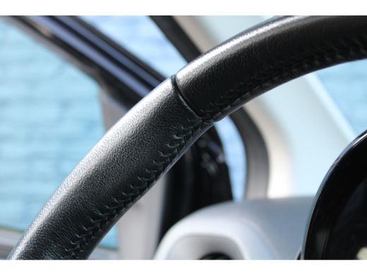 Peugeot 108 1.0 e-VTi Active | Achterbank in delen neerklapbaar | Airco | Bandenspanningscontrolesysteem ActivLease financial lease