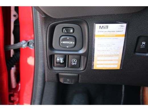 Peugeot 108 1.0 e-VTi Allure Navi by app | Camera | Climate control | Trekhaak | Lichtmetaal | 25.000km | ActivLease financial lease
