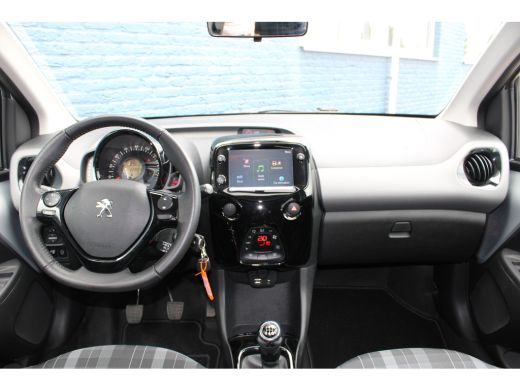 Peugeot 108 1.0 e-VTi Allure | Achterbank in delen neerklapbaar | Achteruitrijcamera | Airco ActivLease financial lease