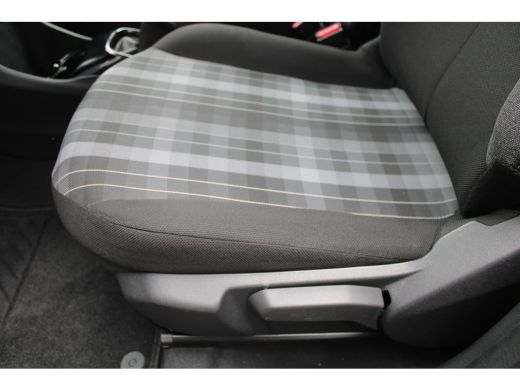 Peugeot 108 1.0 e-VTi Allure | Achterbank in delen neerklapbaar | Achteruitrijcamera | Airco ActivLease financial lease