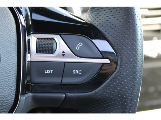 Peugeot 2008 1.2 Hybrid 136 GT | Automaat | Navigatie | Camera | Panorama/schuifdak | Mild Hybrid | Nieuw model | ActivLease financial lease